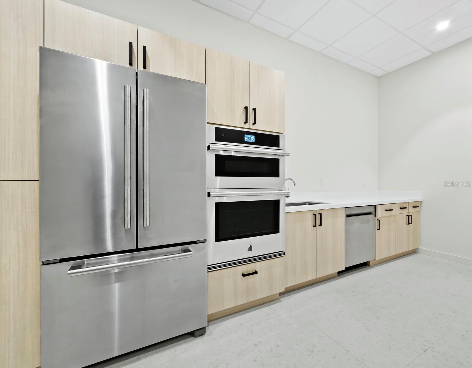 BAYSO SARASOTA - Residential