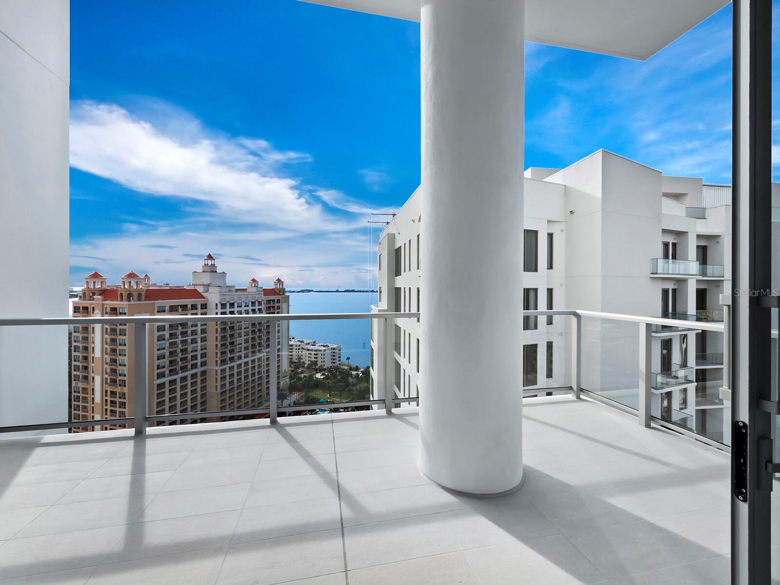 BAYSO SARASOTA - Residential