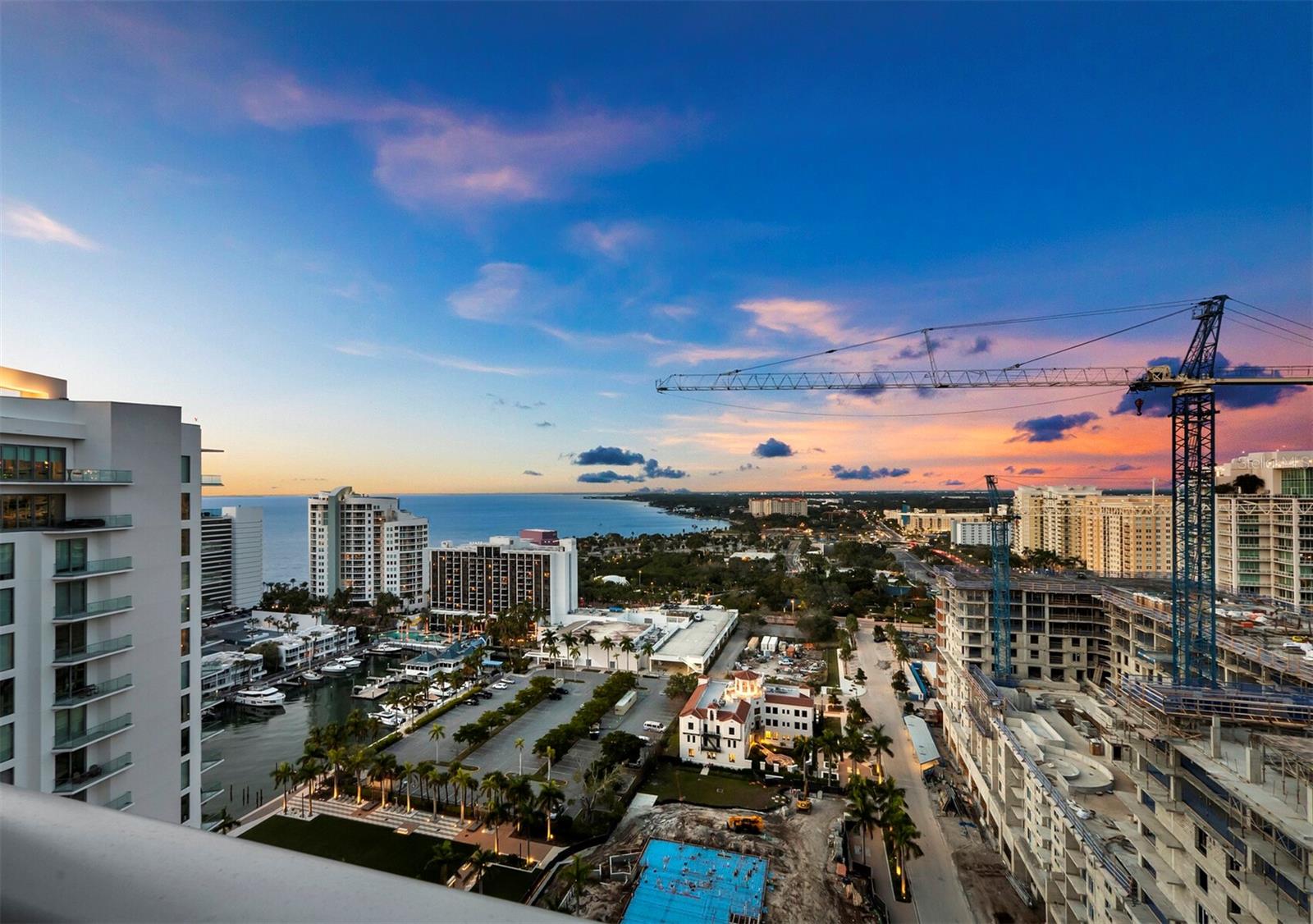 BAYSO SARASOTA - Residential