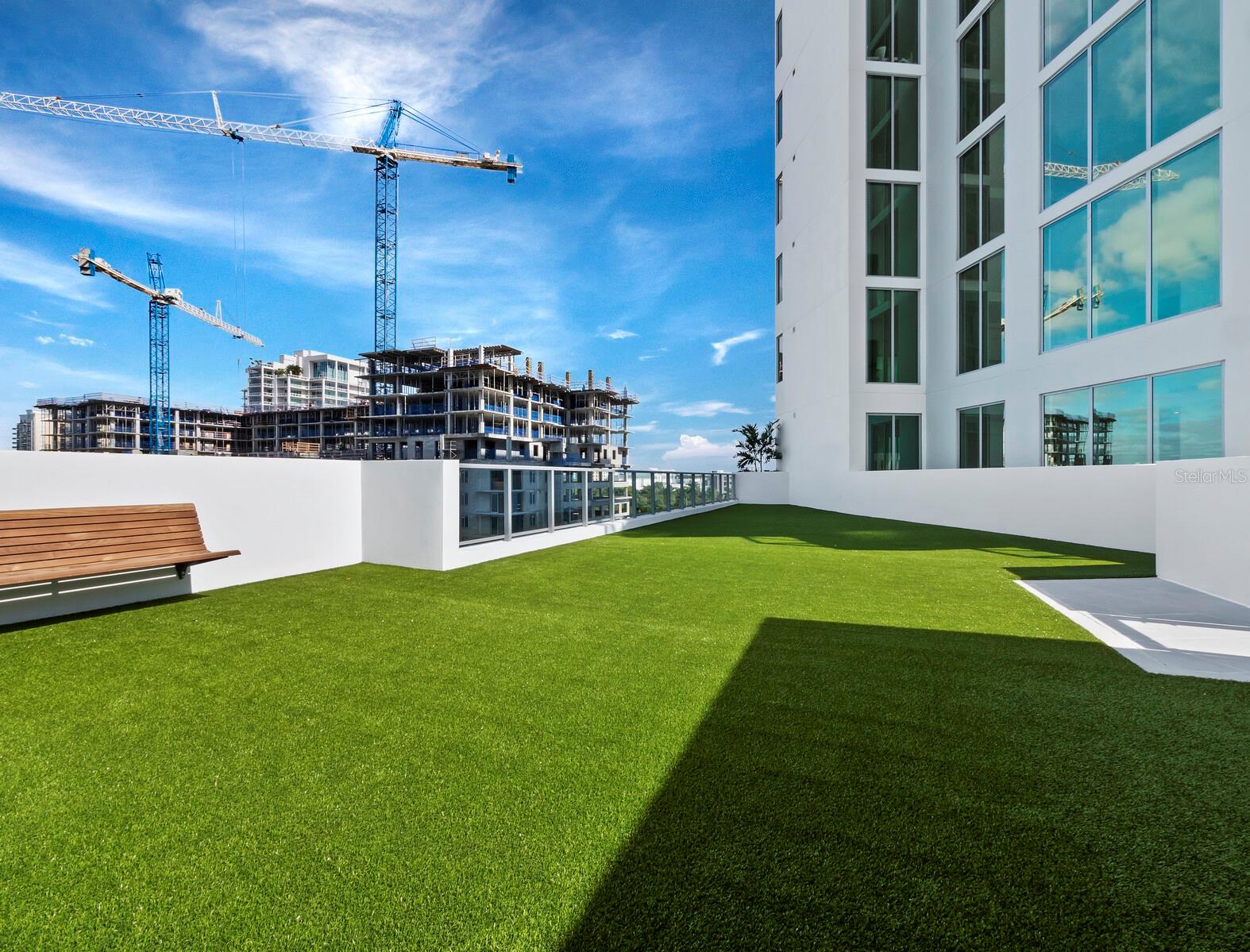 BAYSO SARASOTA - Residential