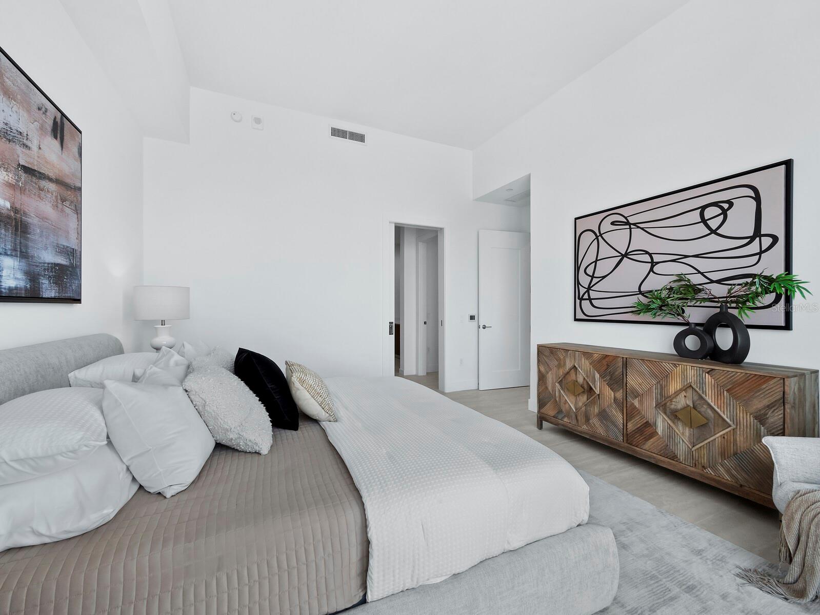 BAYSO SARASOTA - Residential