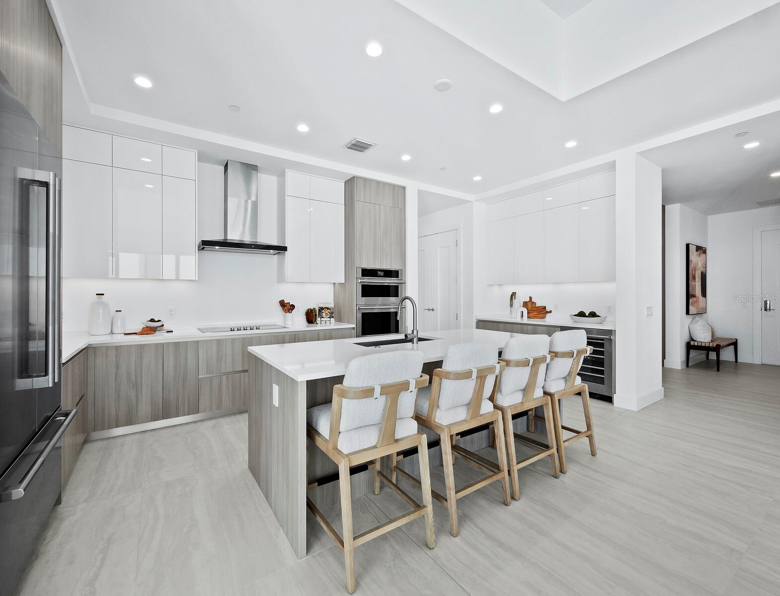 BAYSO SARASOTA - Residential