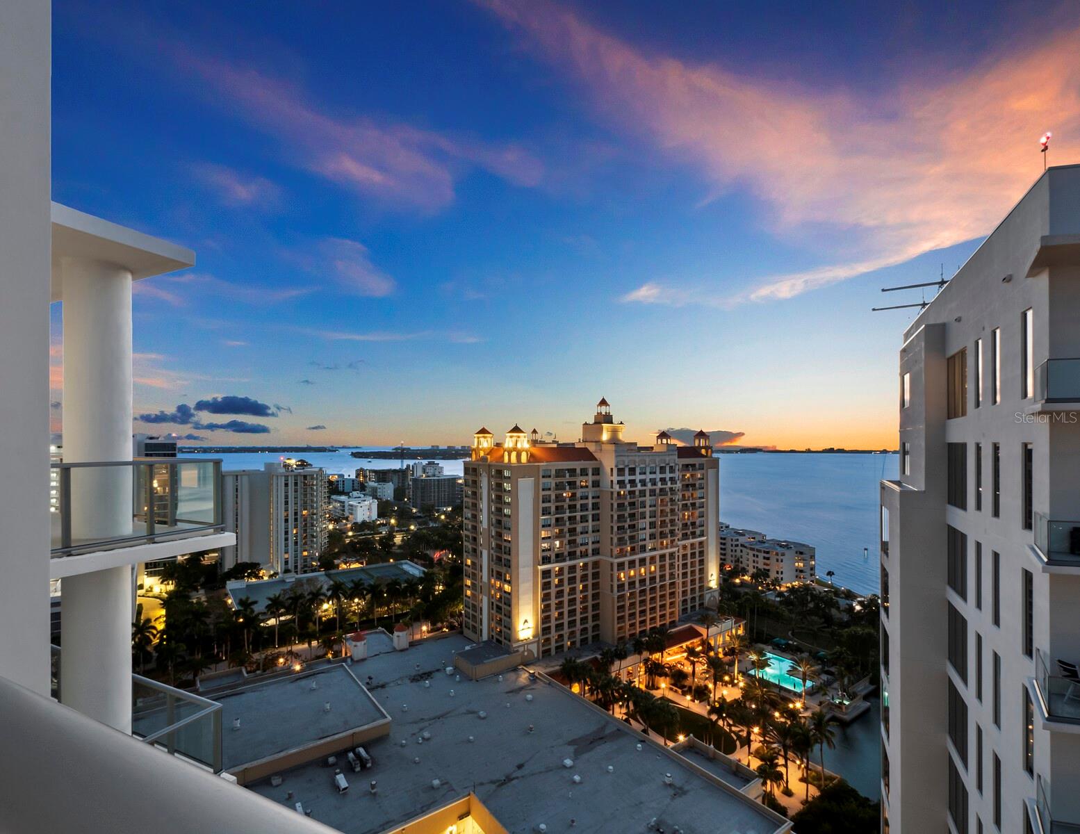 BAYSO SARASOTA - Residential