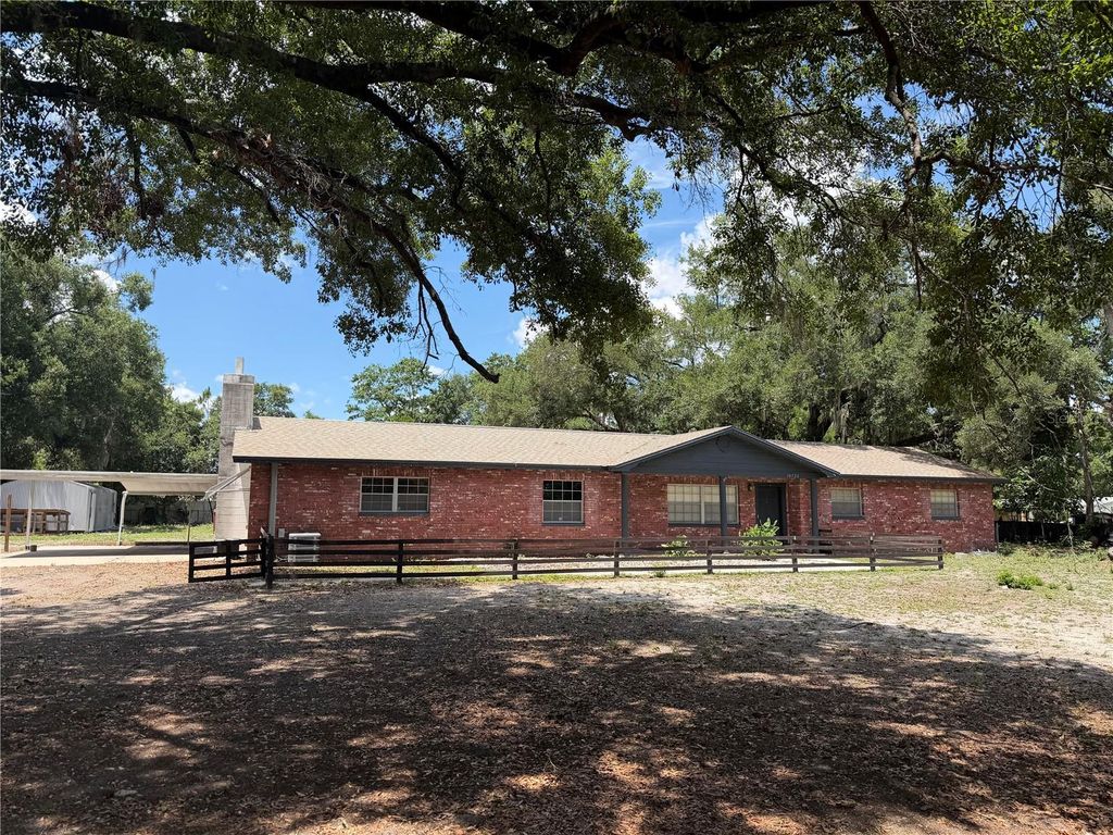 Photo of 10720 Bryan Road, Tampa, FL 33610 (MLS # TB8509936)
