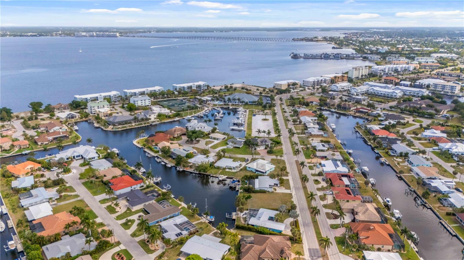 PUNTA GORDA ISLES SEC 01 - Residential