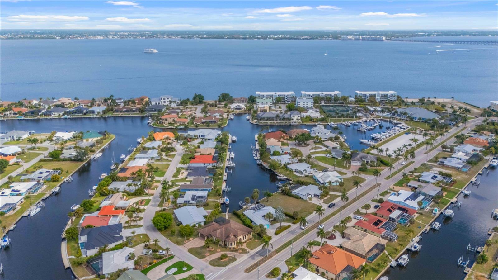 PUNTA GORDA ISLES SEC 01 - Residential