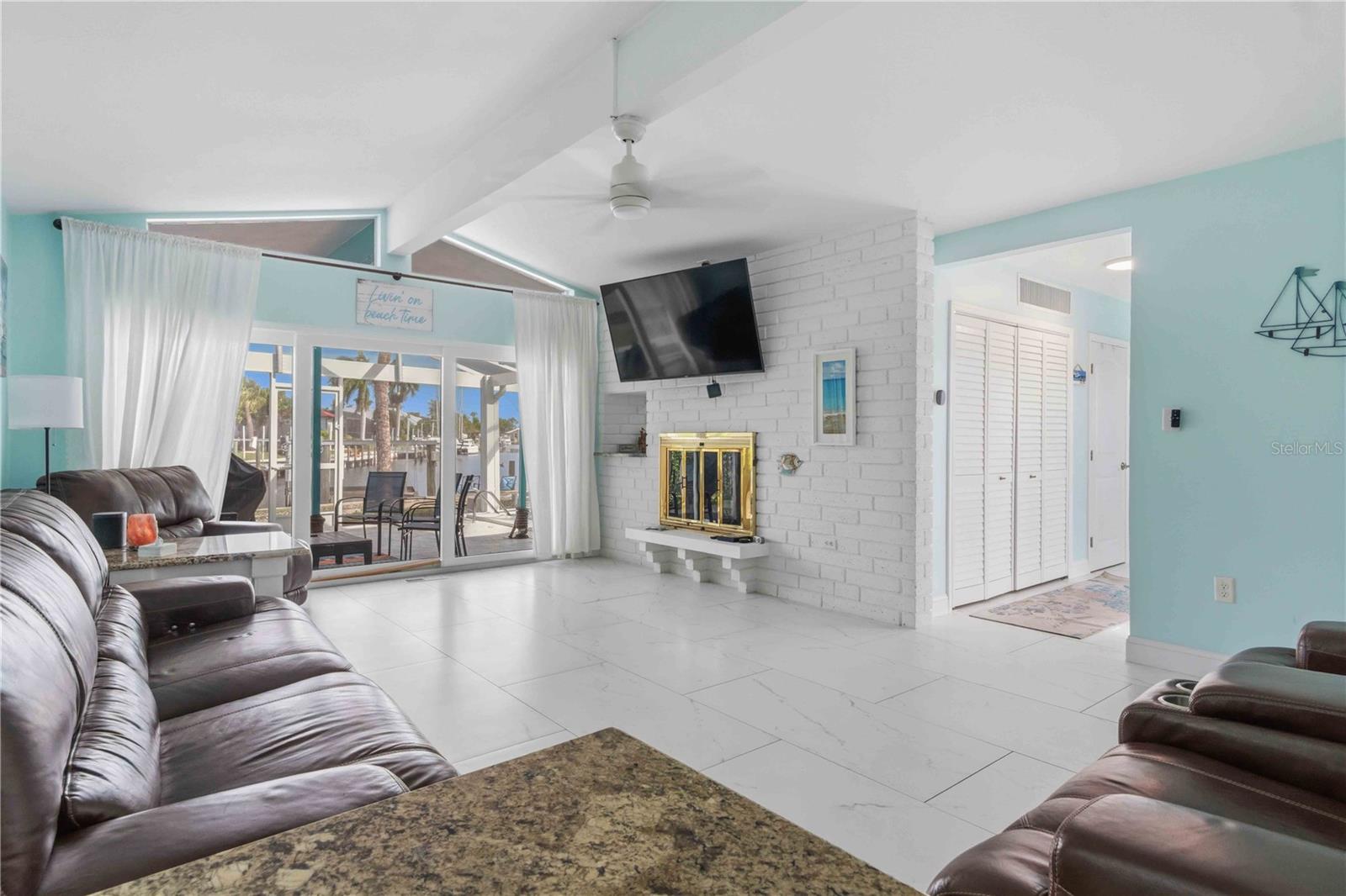 PUNTA GORDA ISLES SEC 01 - Residential