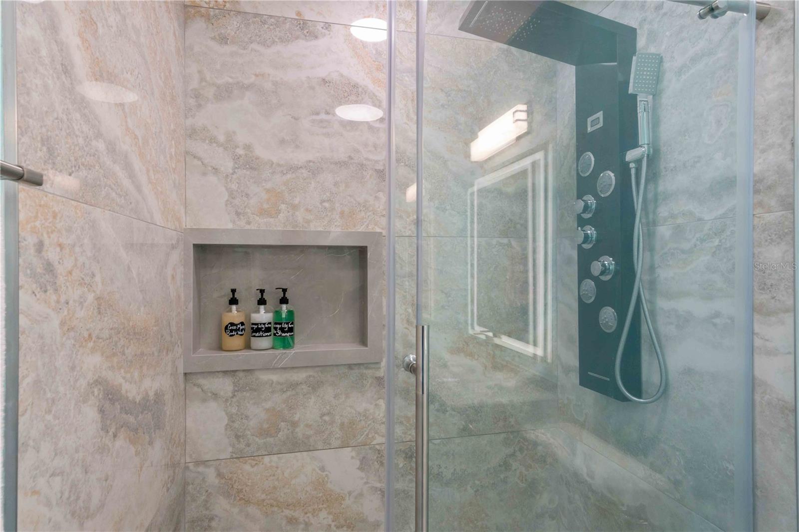 PUNTA GORDA ISLES SEC 01 - Residential