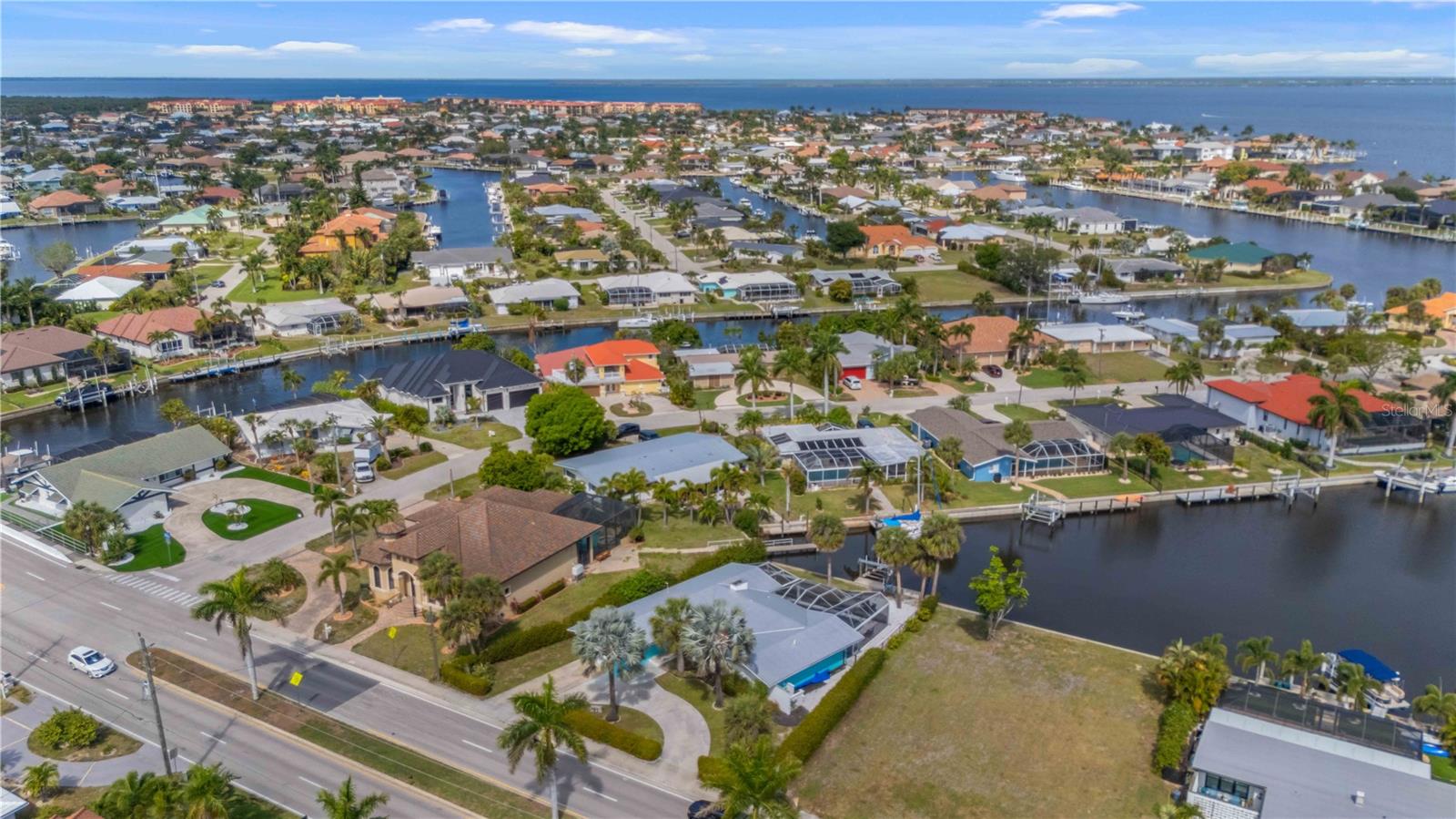 1960 W MARION AVENUE