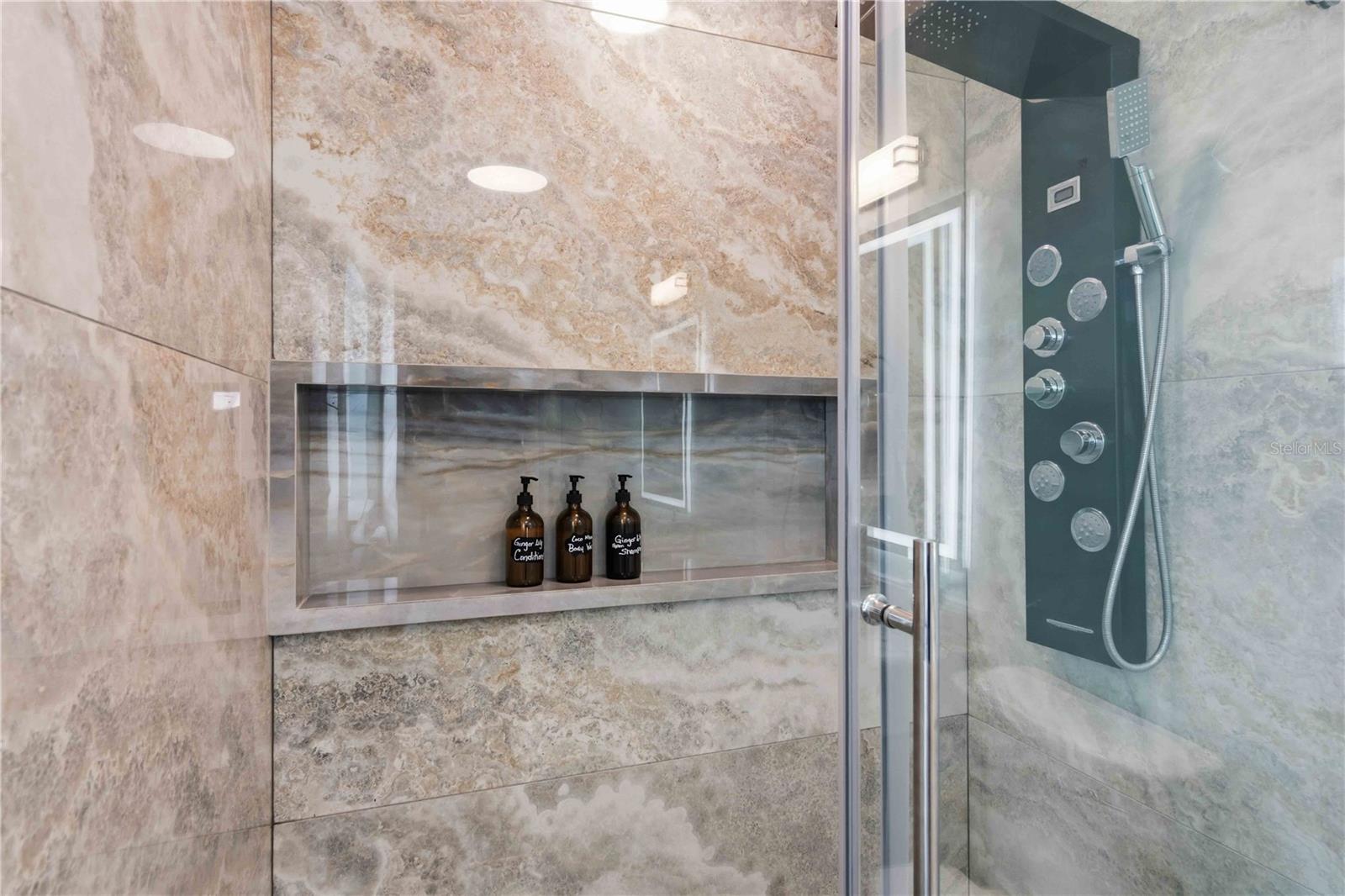 PUNTA GORDA ISLES SEC 01 - Residential