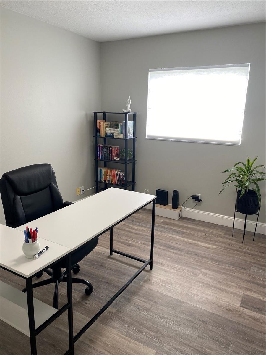 CLAIR MEL CITY SEC A UNIT - Residential Lease
