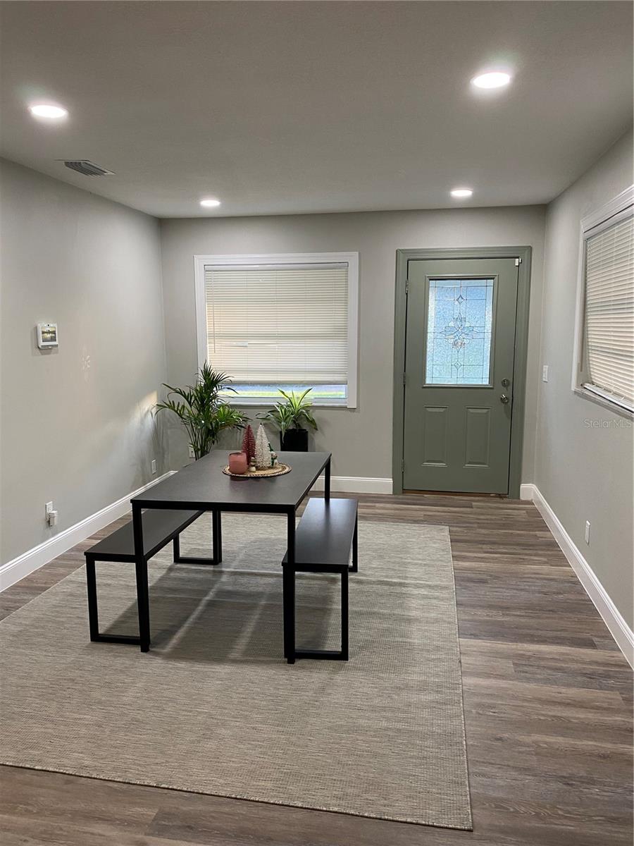 CLAIR MEL CITY SEC A UNIT - Residential Lease