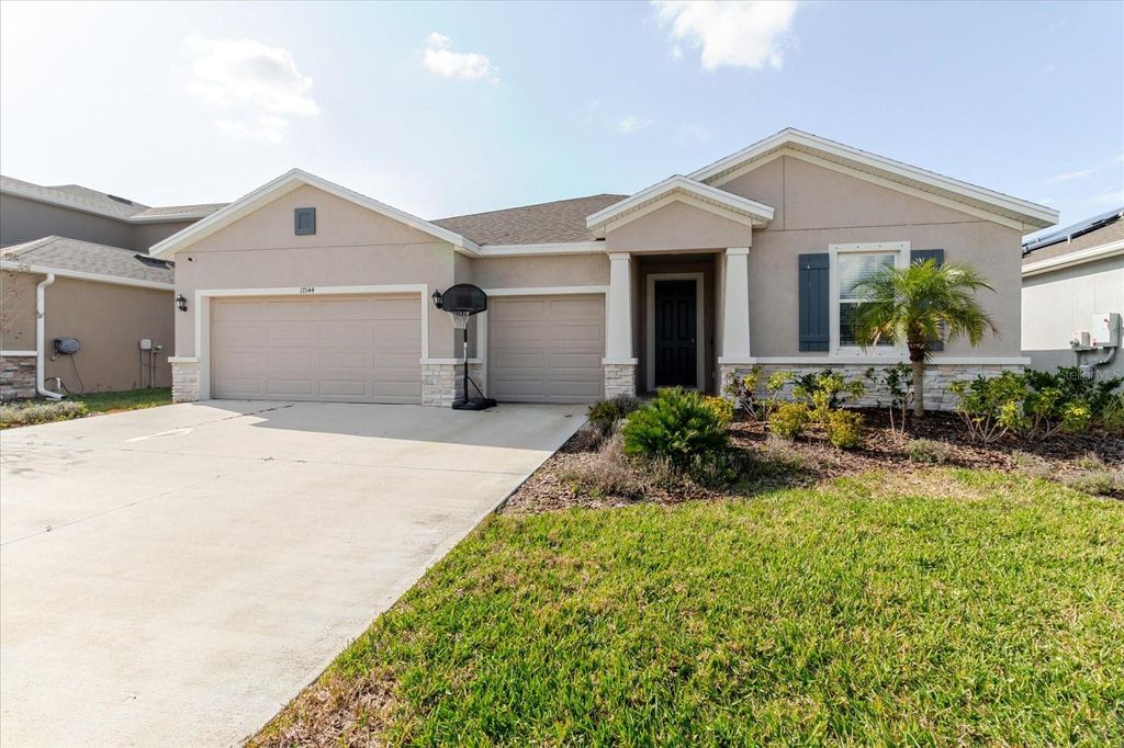 Photo of 17544 Cantarina Cove, Bradenton, FL 34211 (MLS # A4684744)
