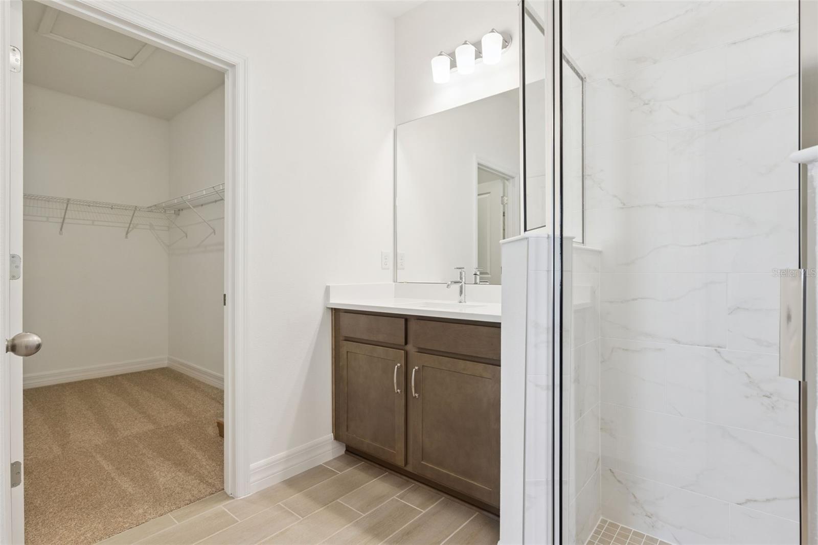 PRAIRIE OAKS - Residential
