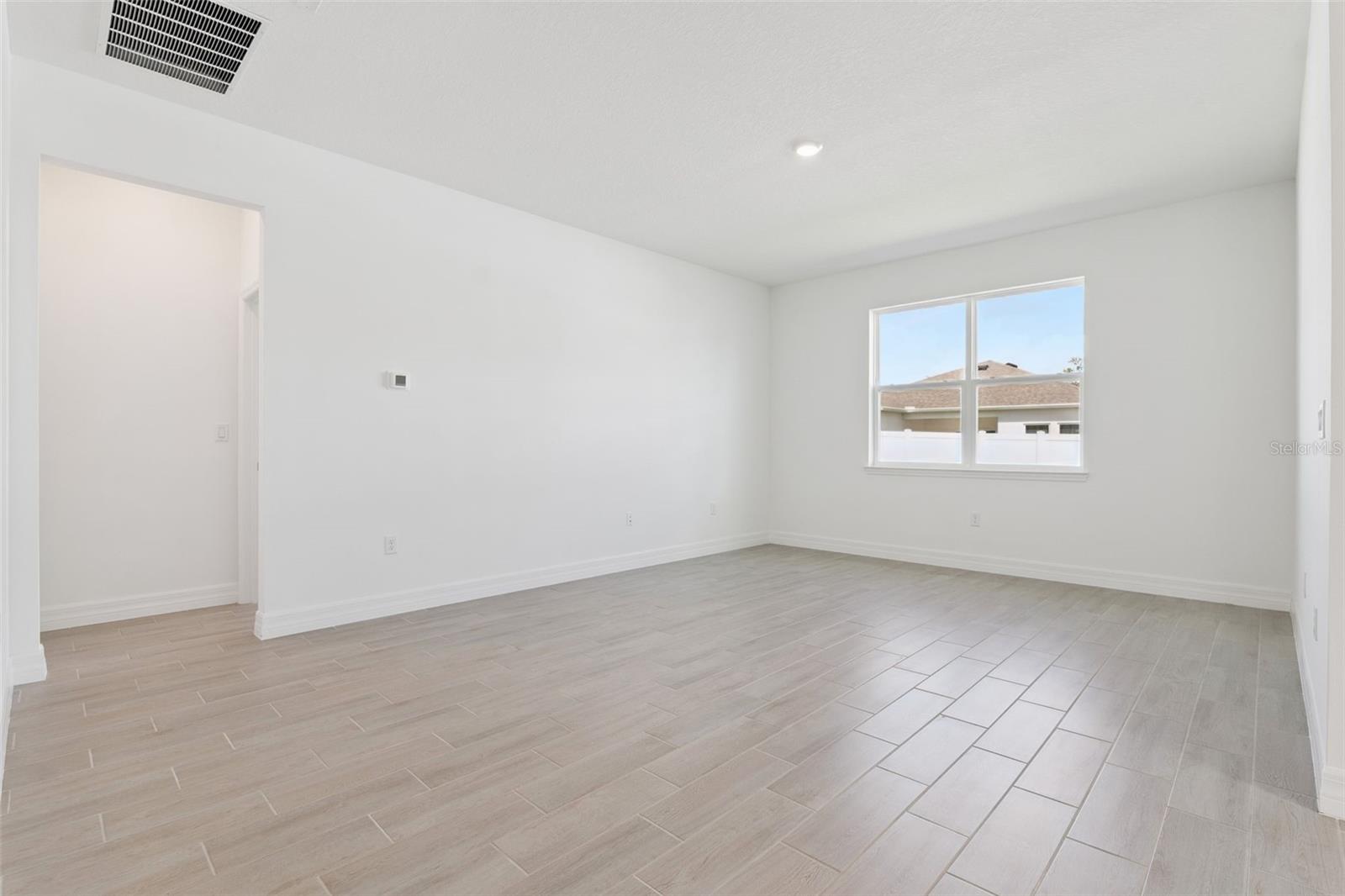 PRAIRIE OAKS - Residential