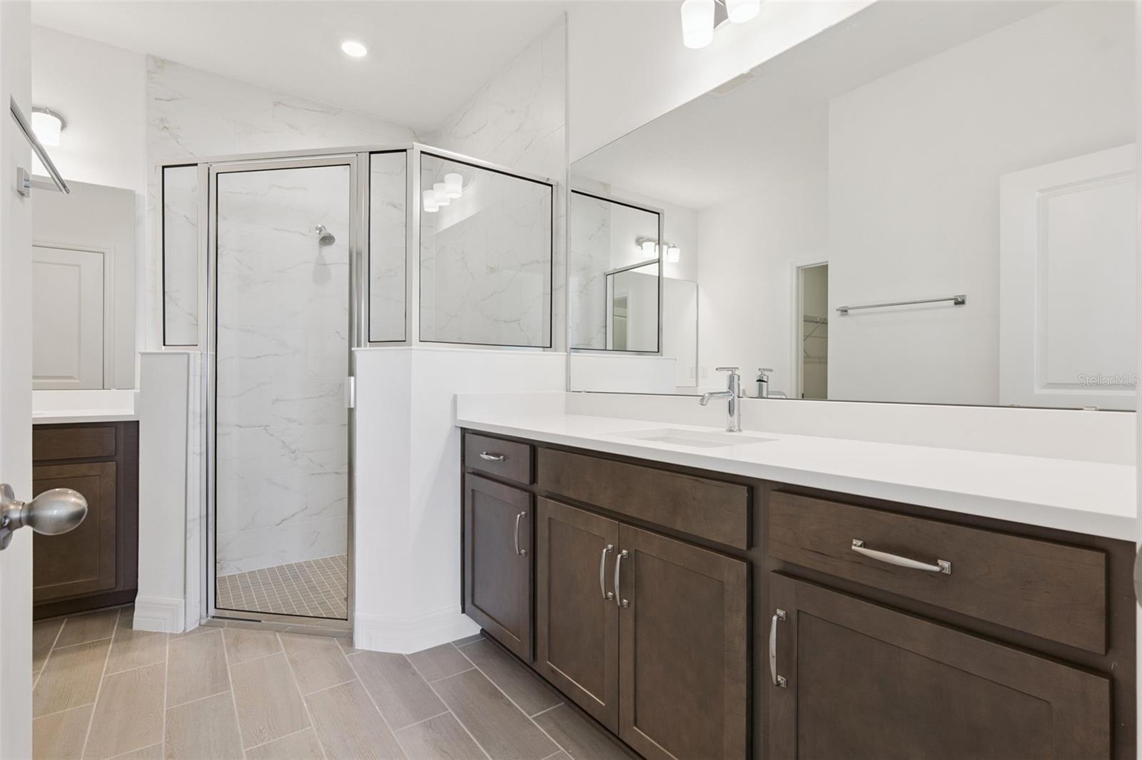 PRAIRIE OAKS - Residential