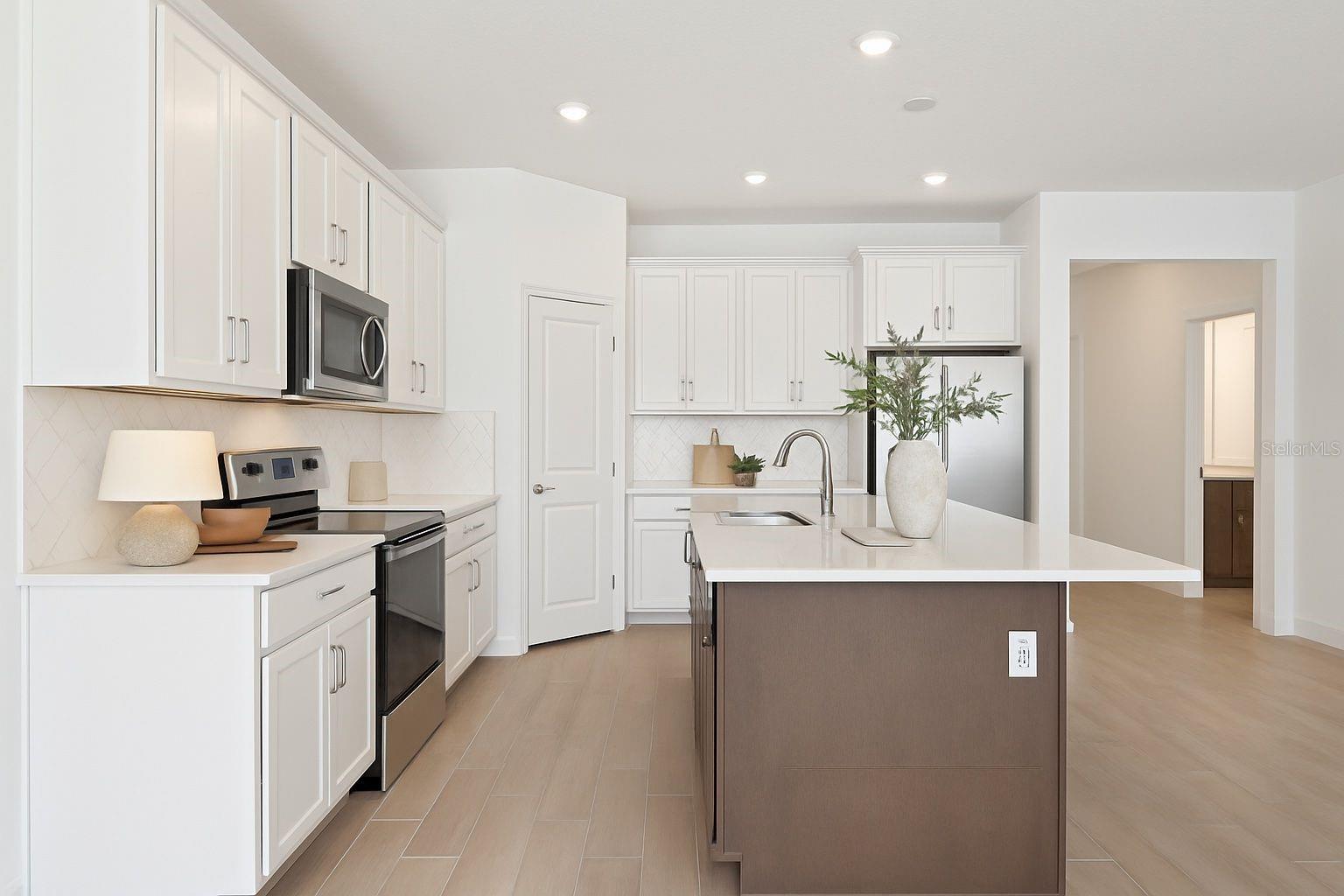 PRAIRIE OAKS - Residential