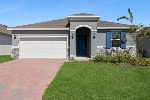 Photo of 5807 Wallis Lane, Saint Cloud, FL 34771 (MLS # O6351454)