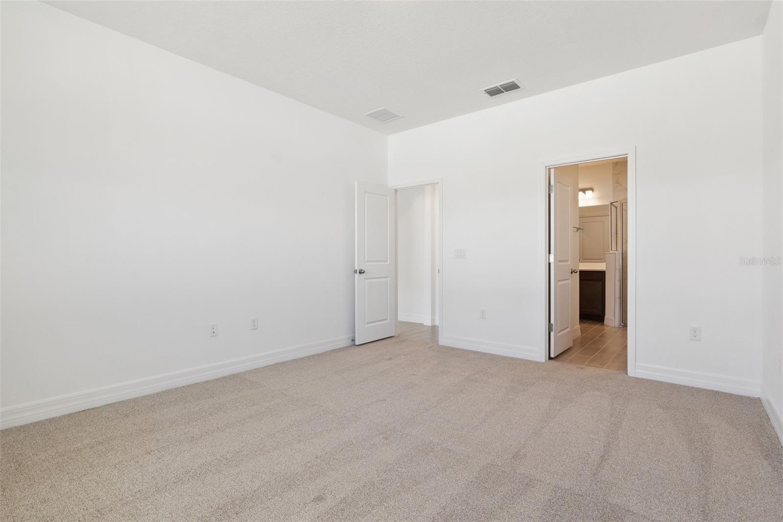 PRAIRIE OAKS - Residential