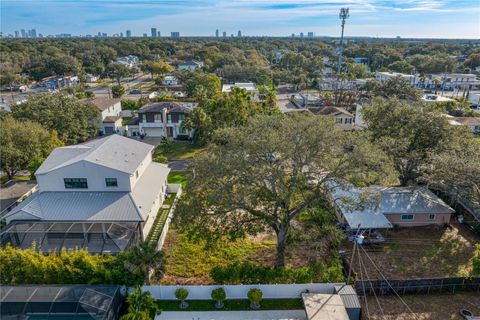 A home in TAMPA