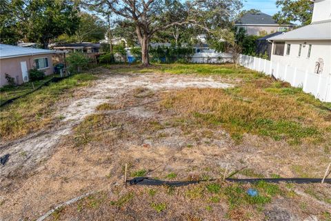 A home in TAMPA