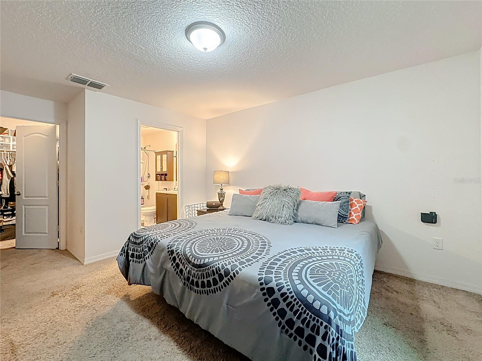 MEADOW RIDGE OF GRAND ISLAND - Residential