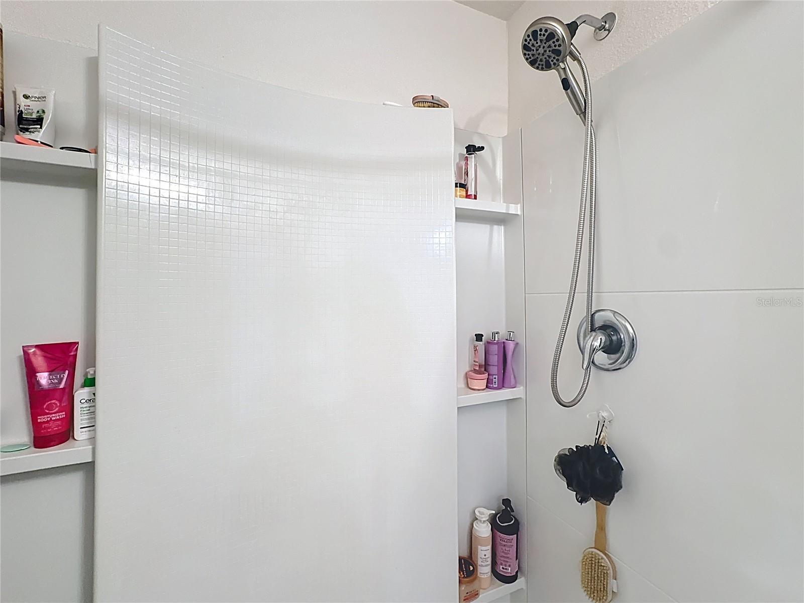 MEADOW RIDGE OF GRAND ISLAND - Residential