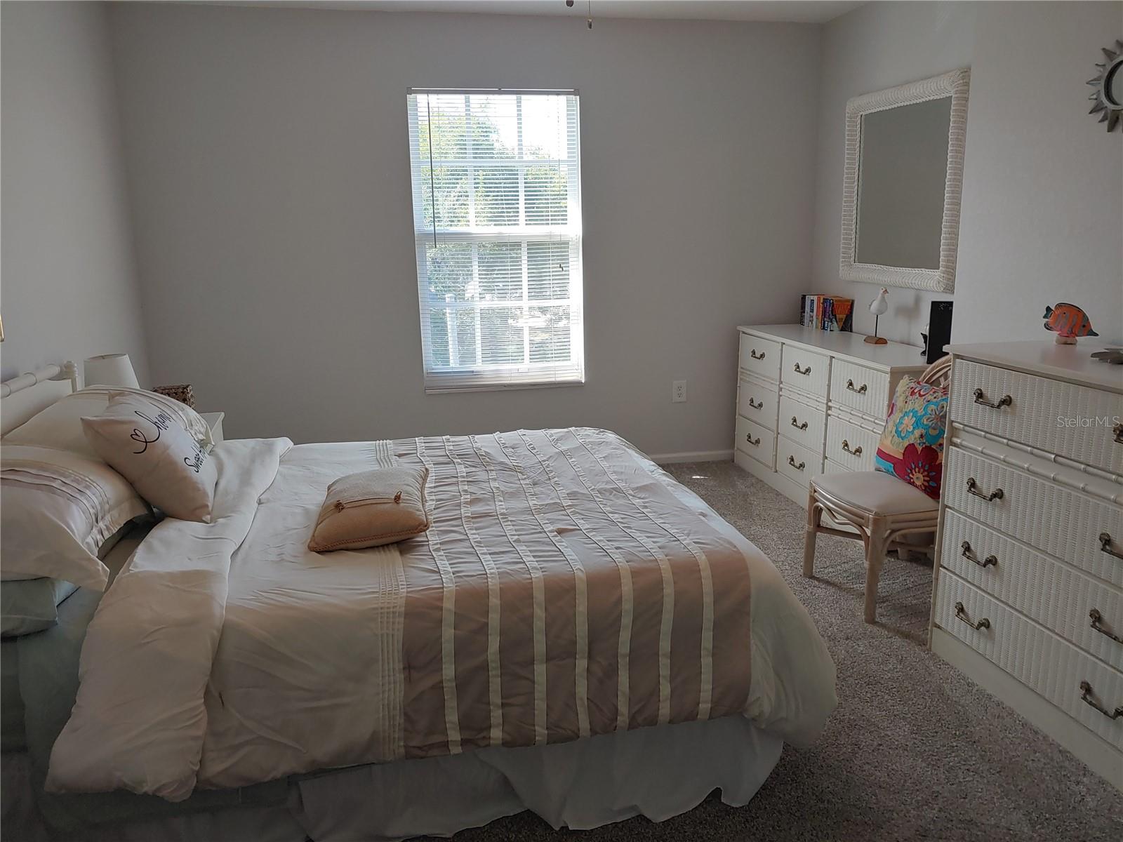 THE RESIDENCE - Residential