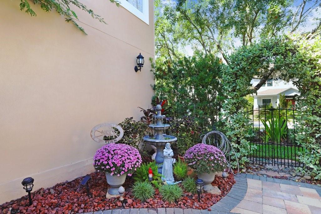 WESTCHASE - Residential