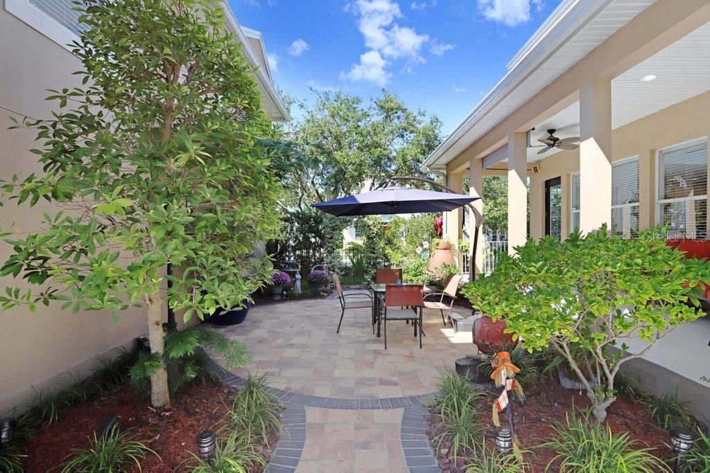 WESTCHASE - Residential