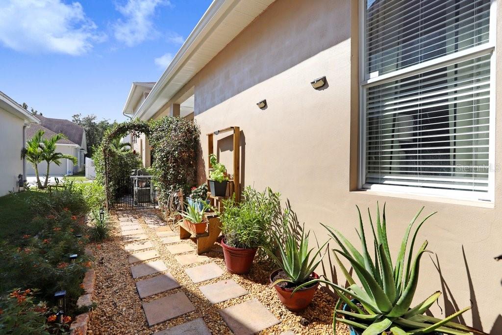 WESTCHASE - Residential