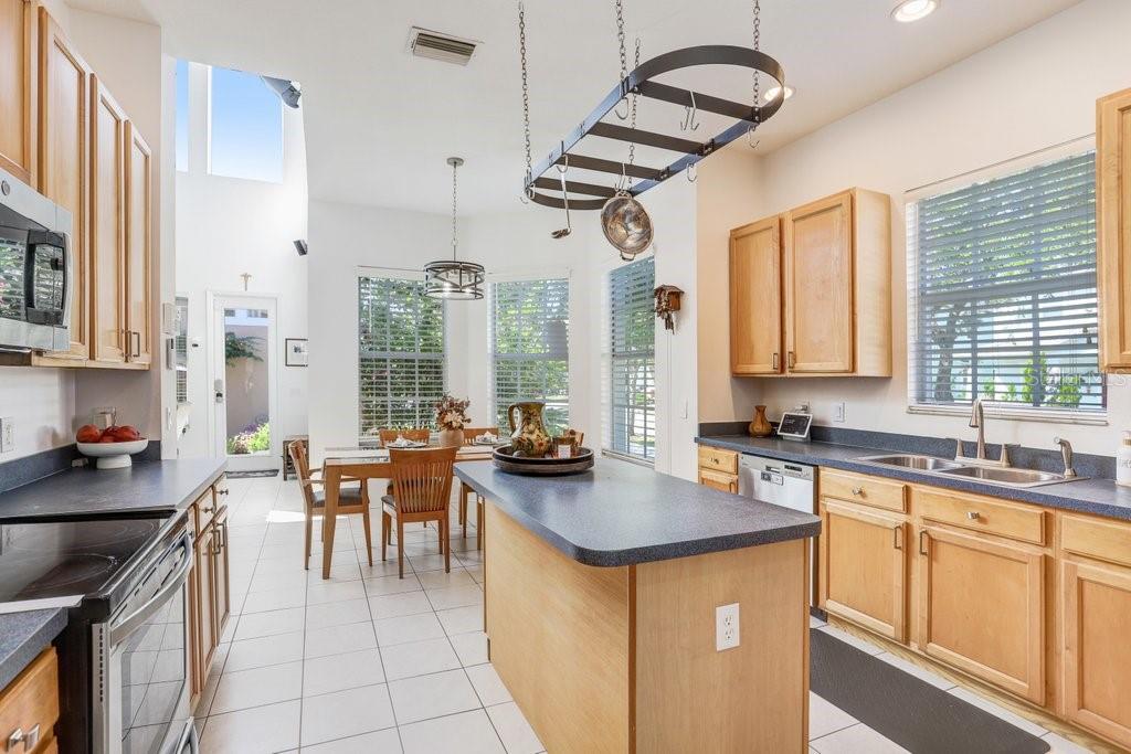 WESTCHASE - Residential