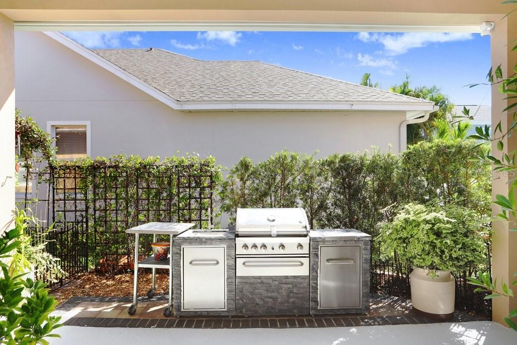 WESTCHASE - Residential