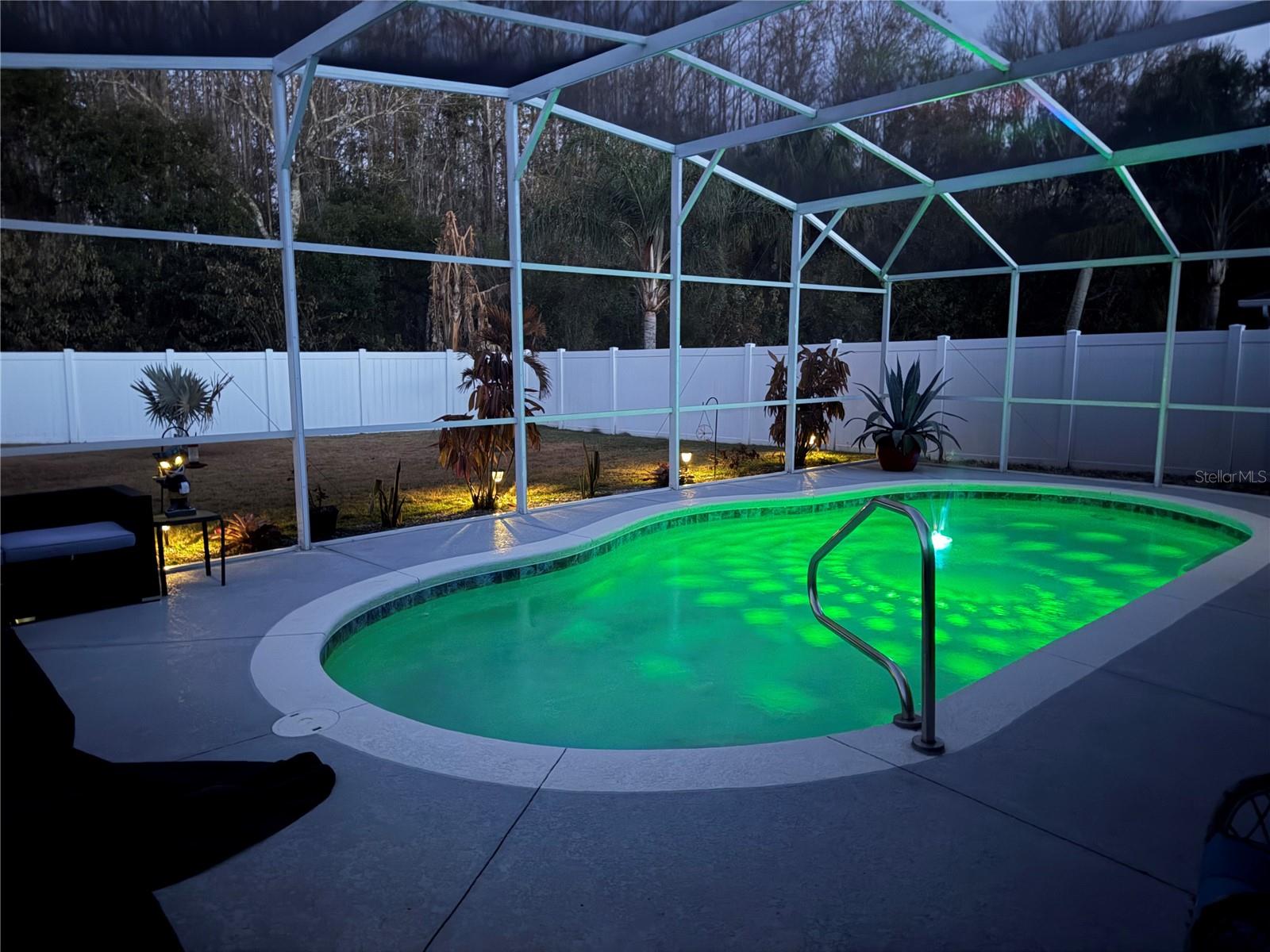 WATERS EDGE PH 09A - Residential