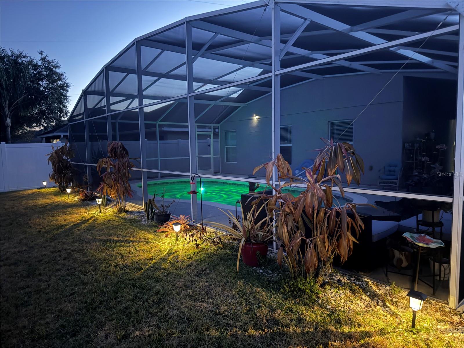 WATERS EDGE PH 09A - Residential