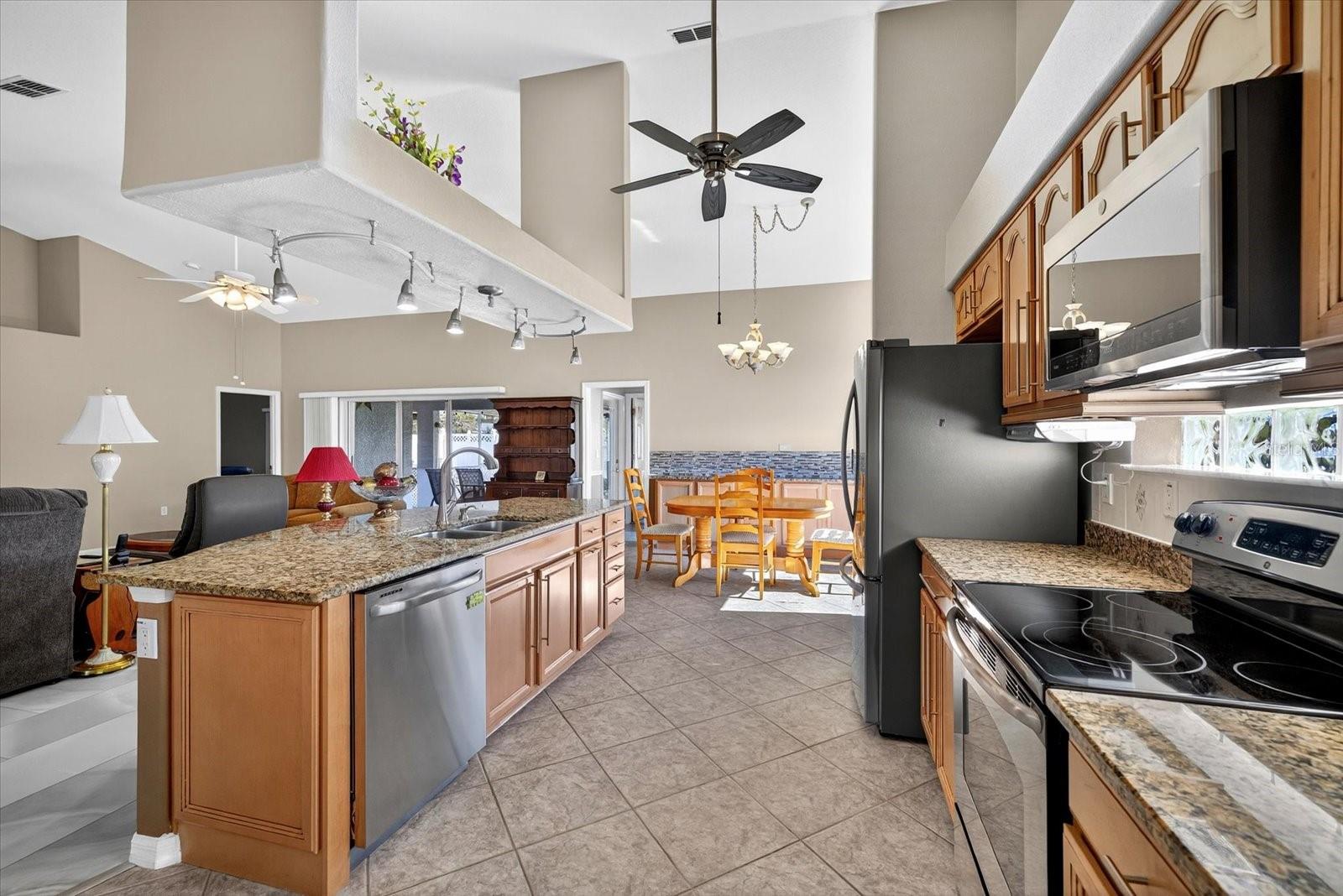 SPRING HILL - Residential