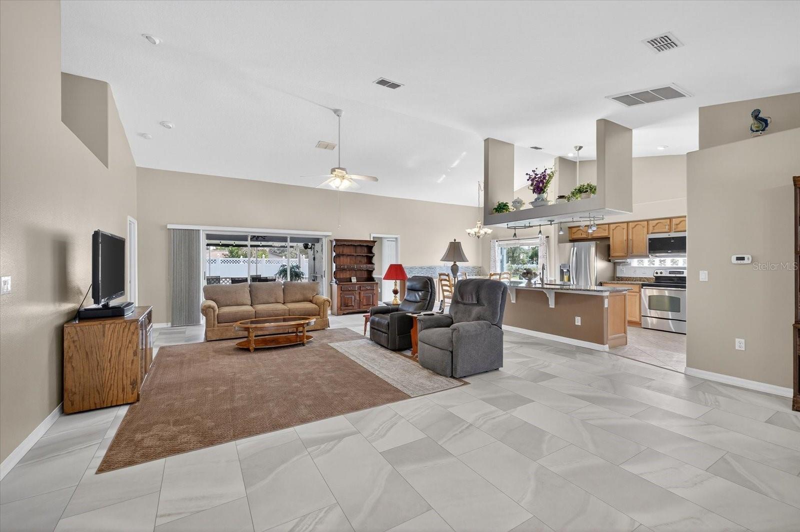 SPRING HILL - Residential