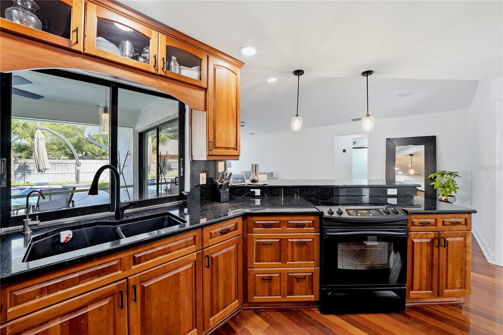 LAKE VALENCIA UNIT 3B - Residential