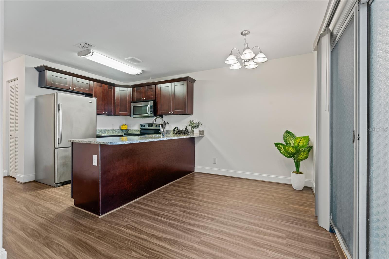 VICTORIA TERRACE A CONDO - Residential