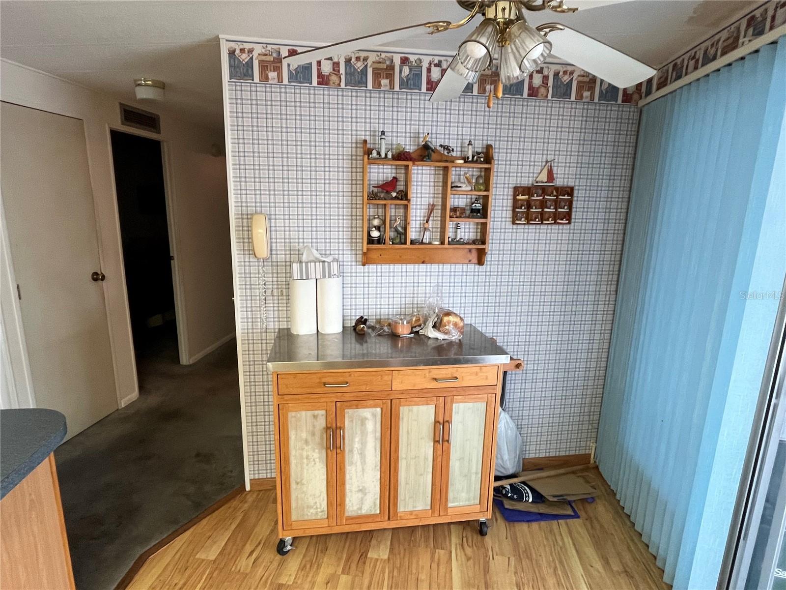 VENICE ISLE - Residential