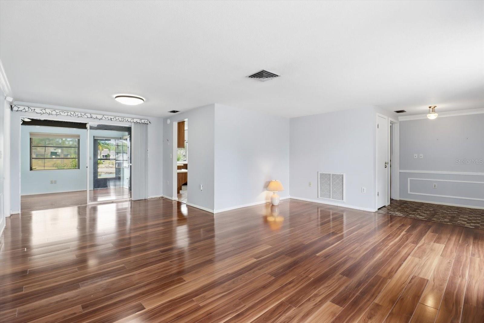 BEACON WOODS VILLAGE - Residential