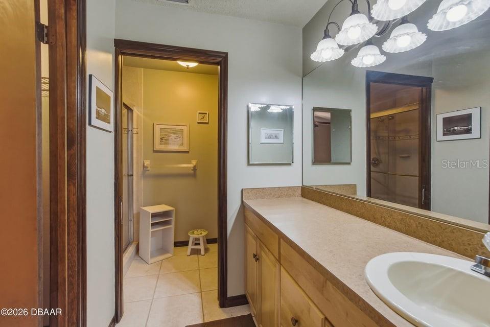 ARROWHEAD VILLAGE 02 REP - Residential