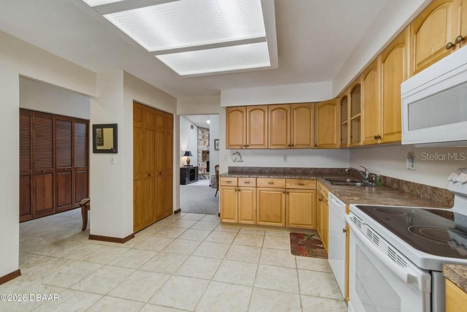 ARROWHEAD VILLAGE 02 REP - Residential