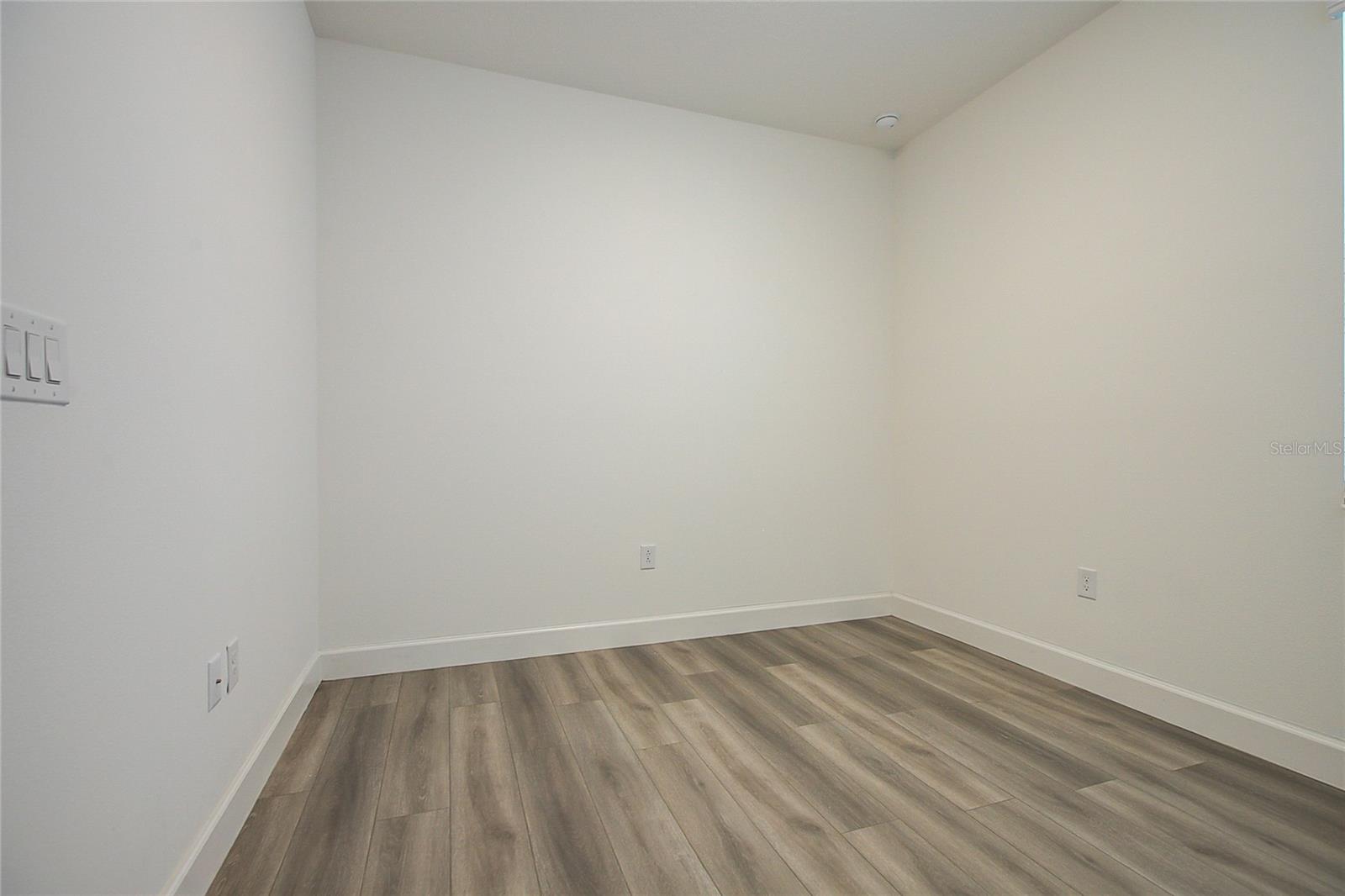 MIRABAY PRCL 8 - Residential