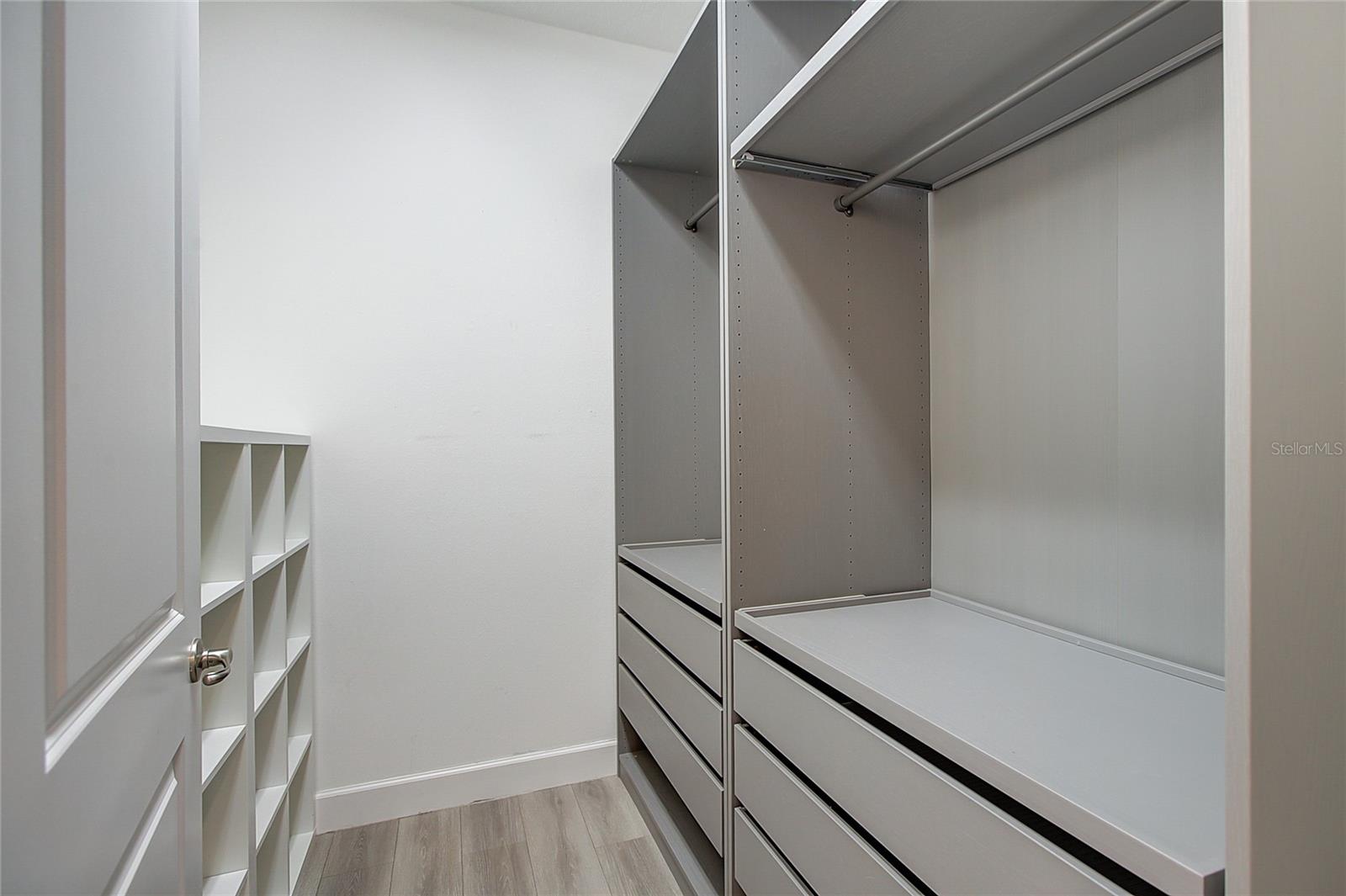 MIRABAY PRCL 8 - Residential