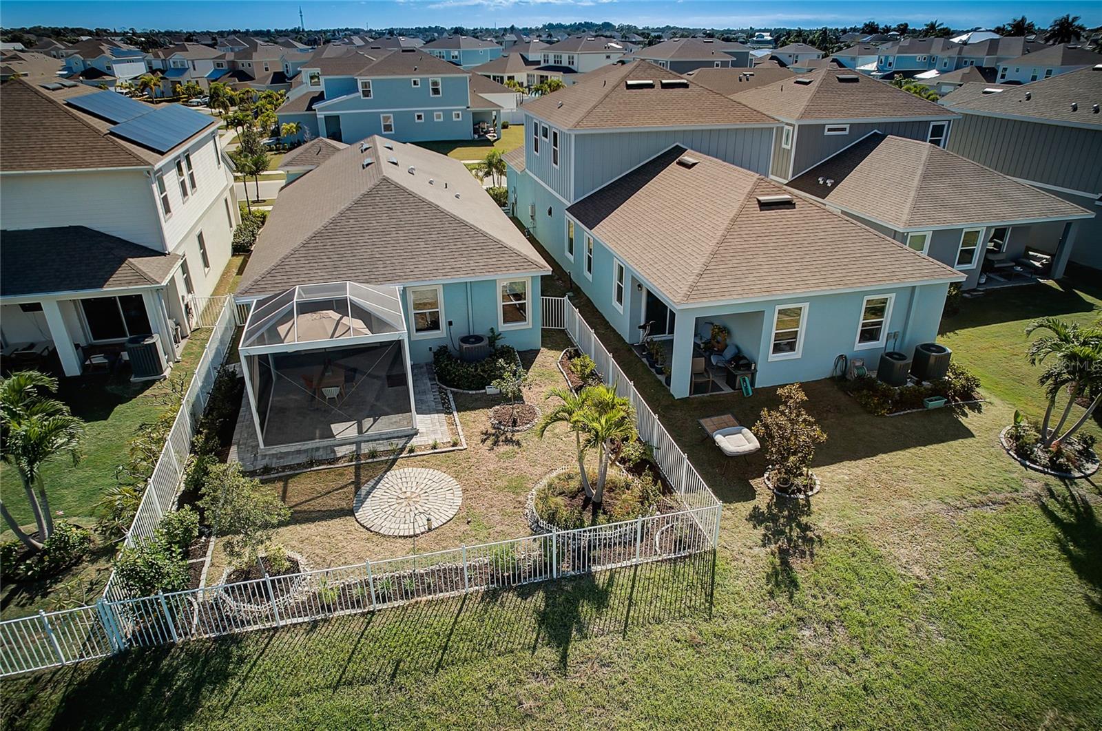 MIRABAY PRCL 8 - Residential