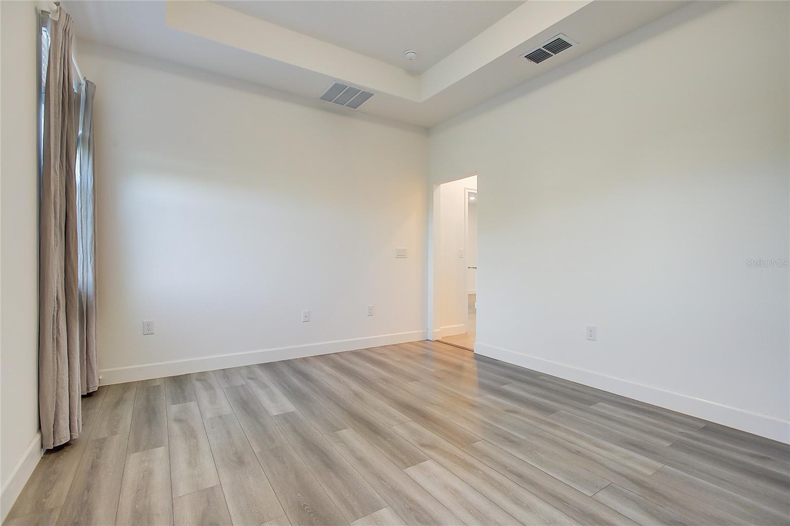 MIRABAY PRCL 8 - Residential