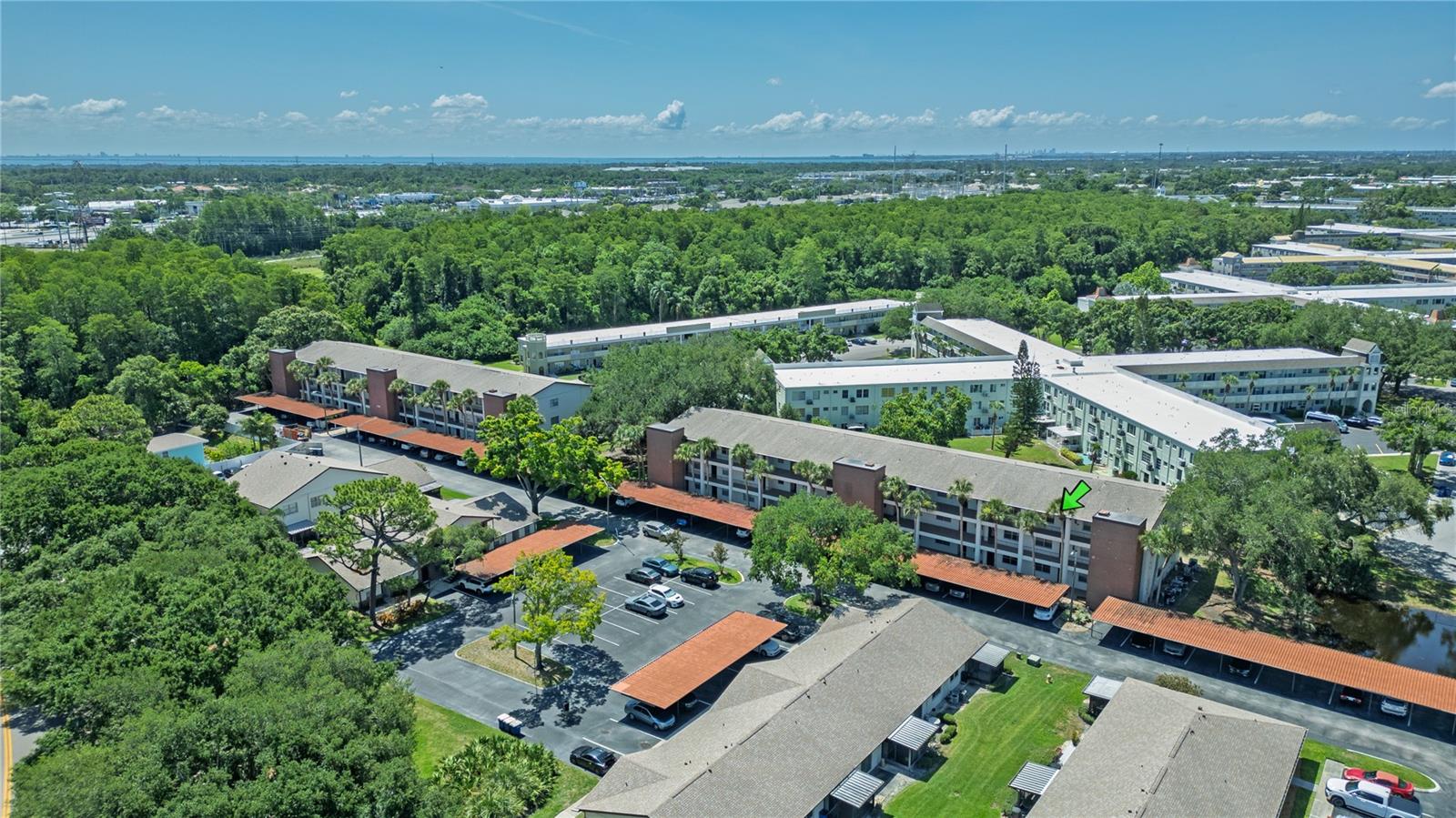 VILLAS AT COUNTRYSIDE THE - Residential