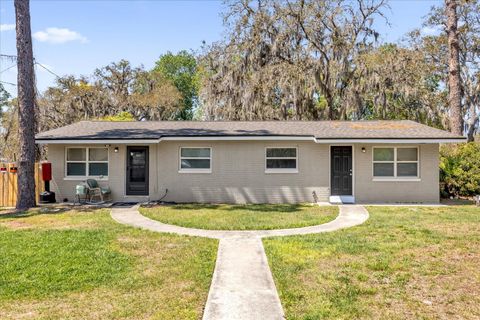 2 beds bed, 1 baths bath property at 284 Short St, Lake Mary, FL 32746