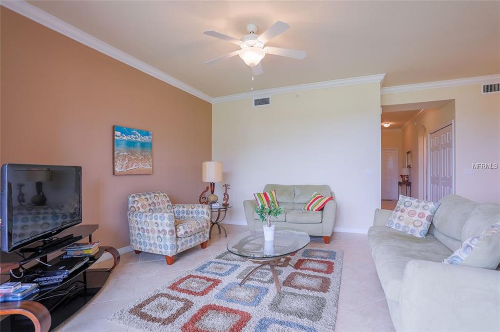 GRAND ESTUARY V RVR STD PH1 OR2396/6779 - Residential Lease